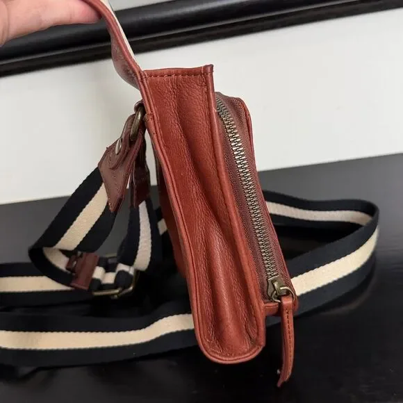 American Leather Co genuine leather crossbody shoulder purse neutral like new - Picture 7 of 11